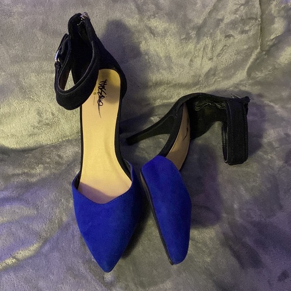 Mossimo size 71/2 Royal blue and black 3” pumps. Ankle strap and zippered heel. - Picture 6 of 10
